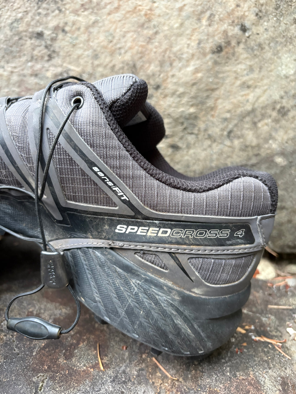 Salomon Speedcross 4 Trail Runners (Dark Grey, Men's 9.5)