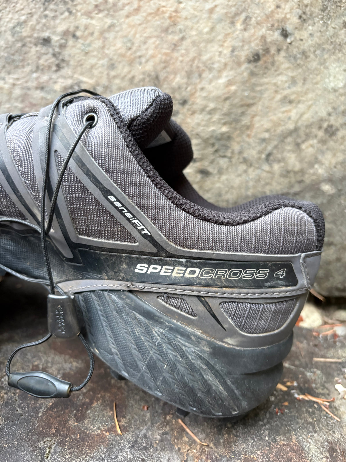 Salomon Speedcross 4 Trail Runners (Dark Grey, Men's 9.5)