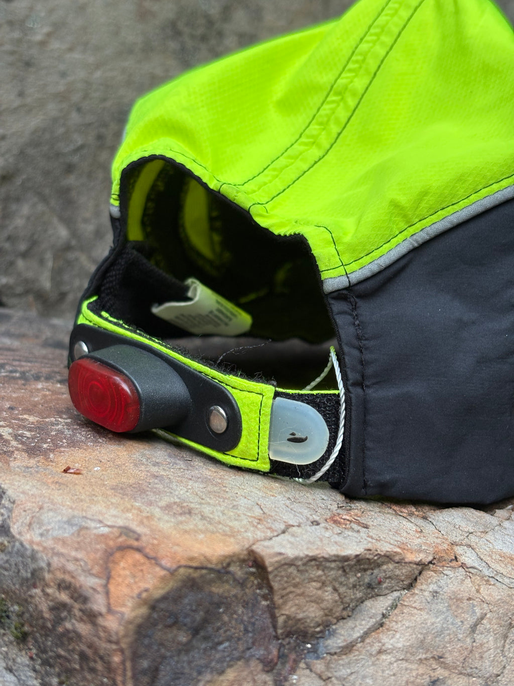 Brooks Nightlife Hat (Neon Yellow, Unisex Onesize)