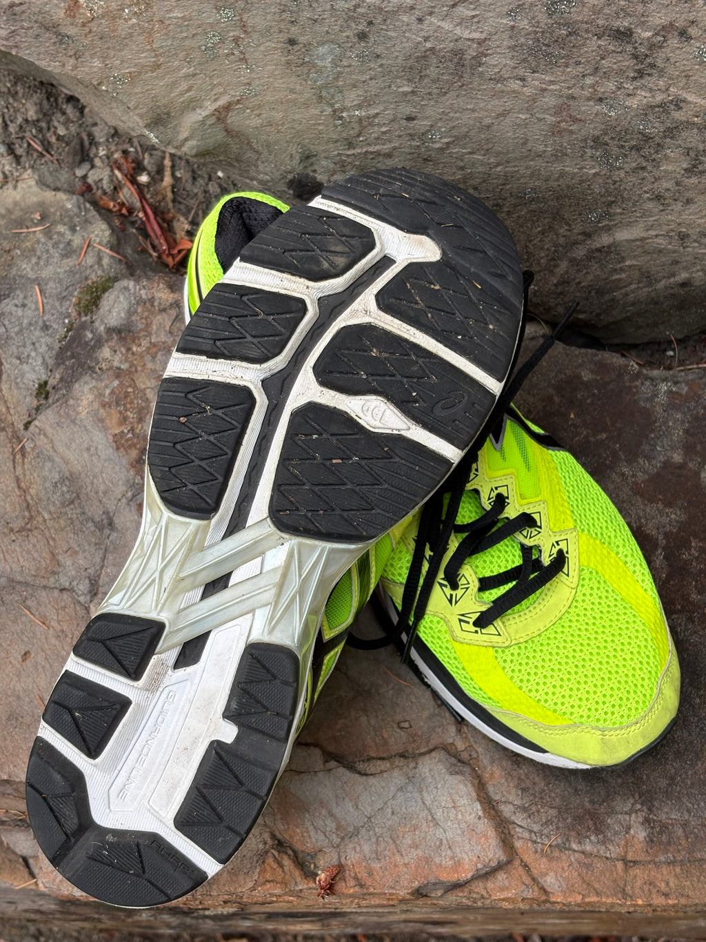 Asics GT-2000 3 Running Shoes (Lemon Lime, Men's 9.5)