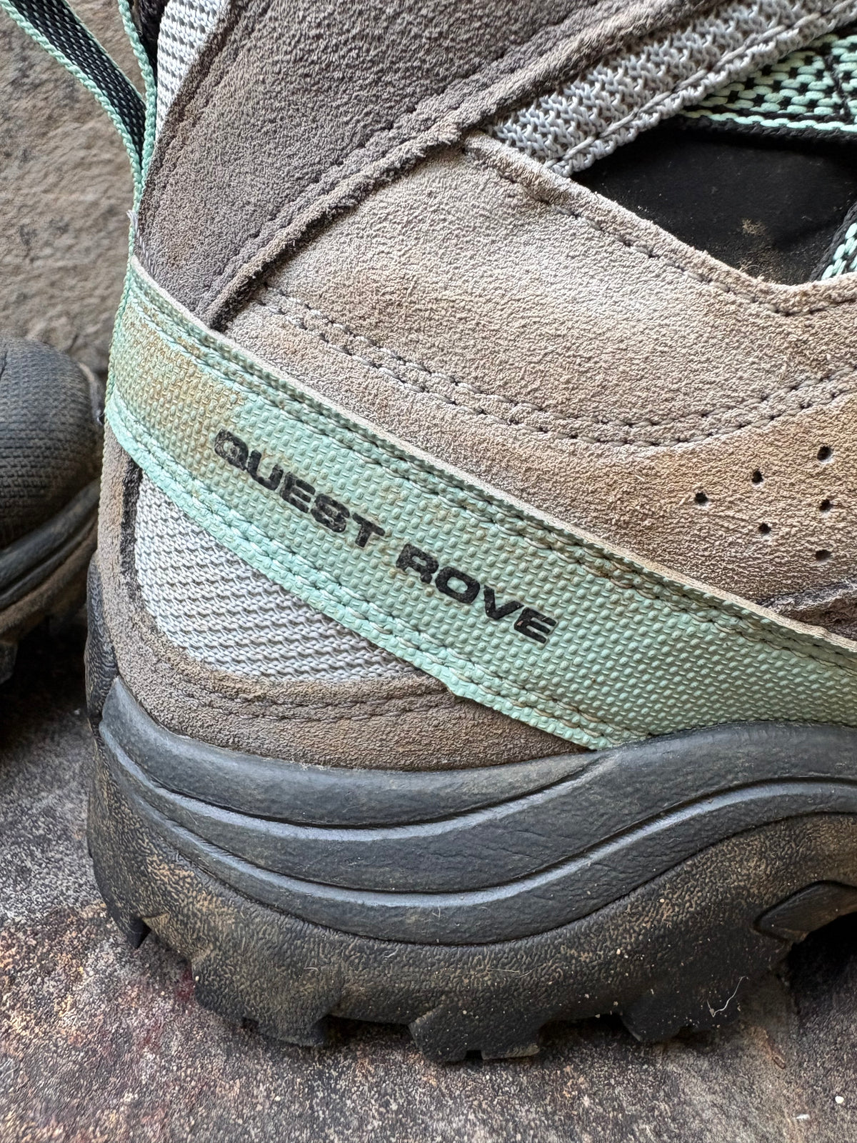 Salomon Quest Rove GTX (Grey & Teal, Women's US 6.5)