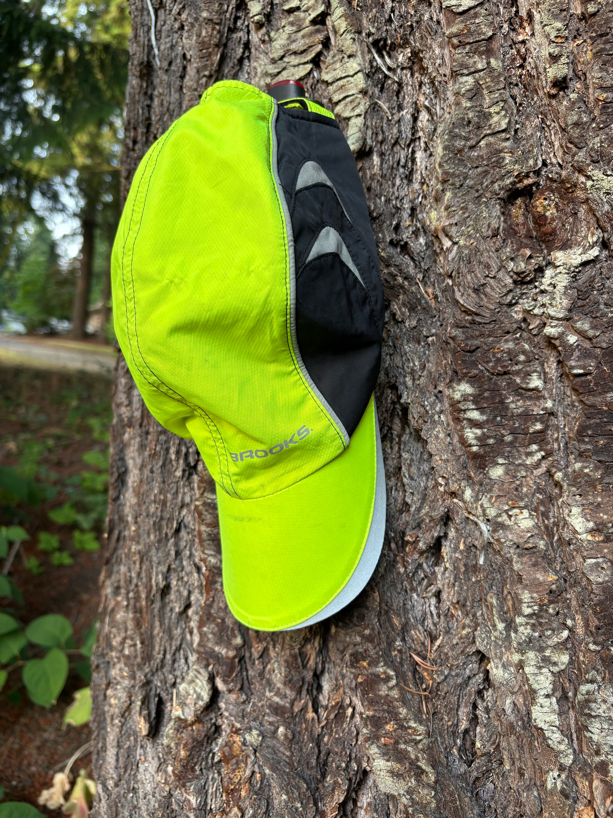 Brooks Nightlife Hat (Neon Yellow, Unisex Onesize)