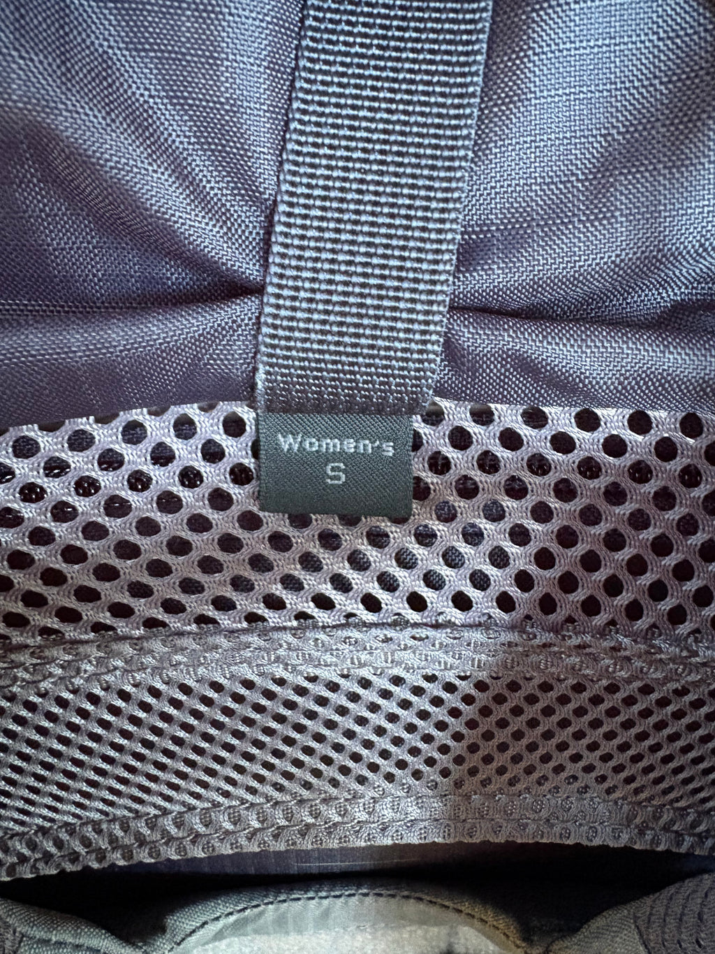 REI Traverse 65L (Dark Blue, Women's S)
