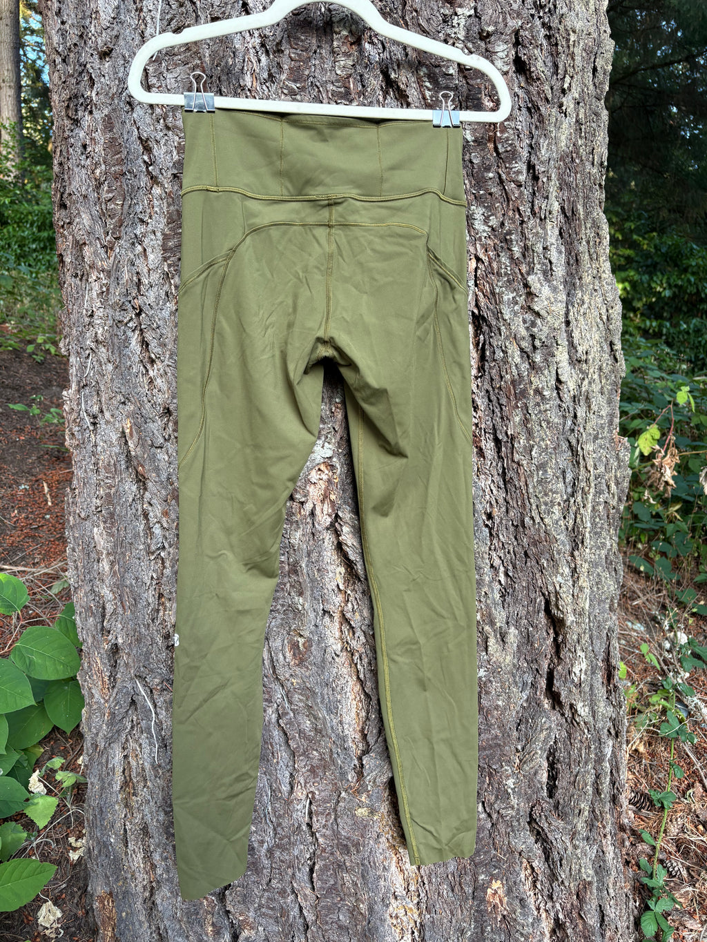 Lululemon Leggings w/ Pockets (Olive Green, Women's 6)