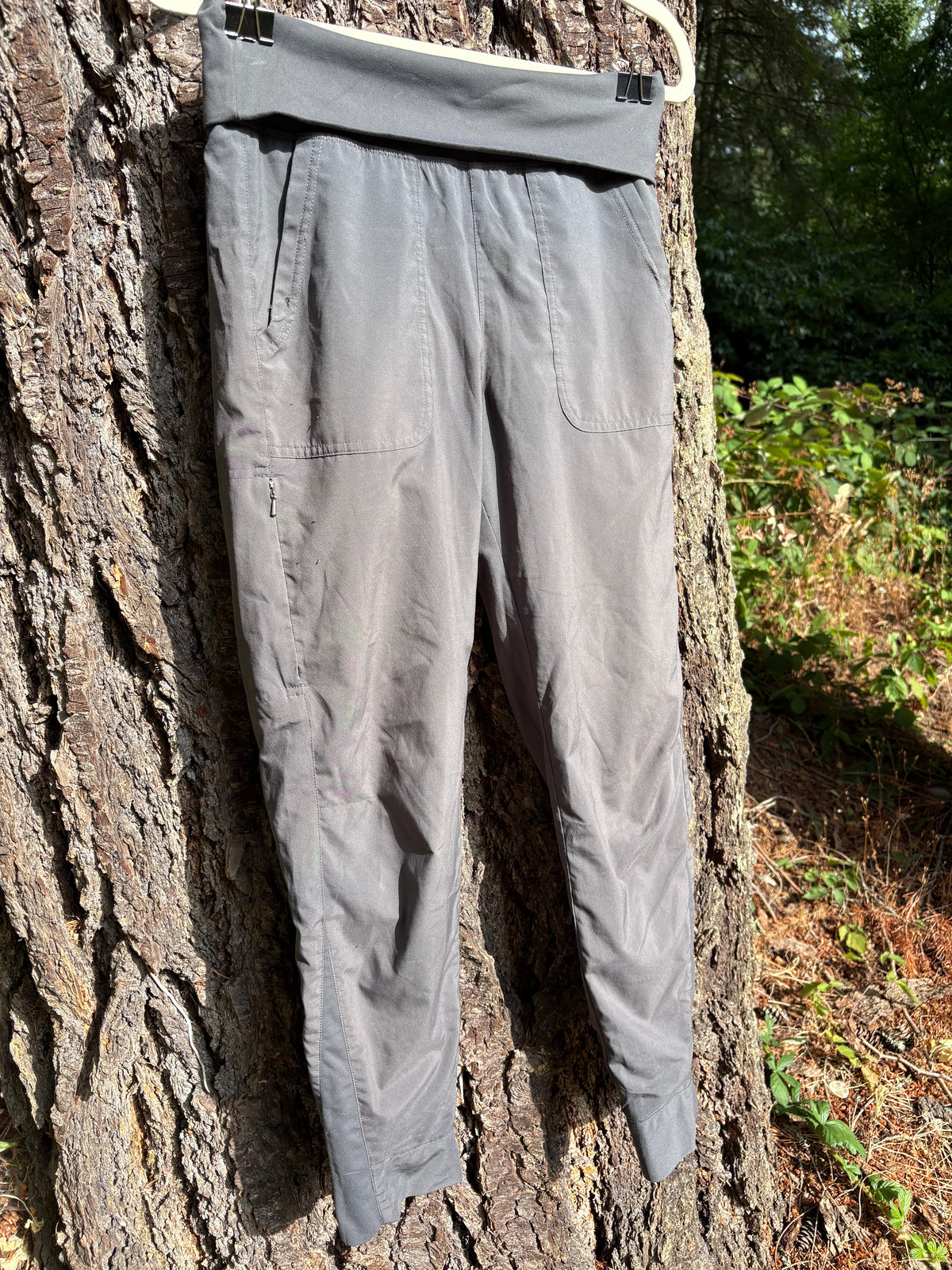 Patagonia Climbing Pants/Joggers (Dark Grey, Women's XS)