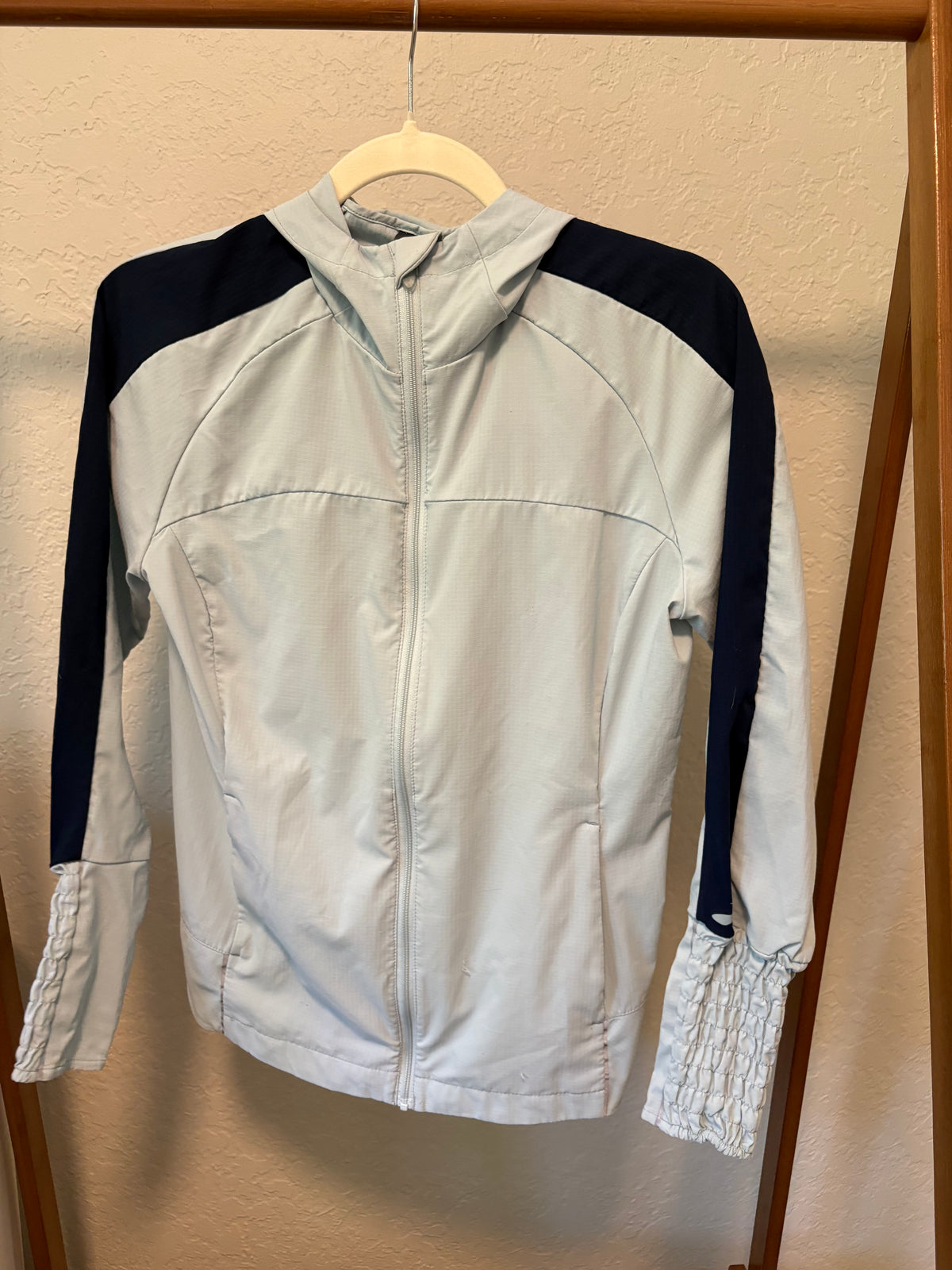 Brooks Running Canopy  Packable Jacket (Blue, Women’s S)