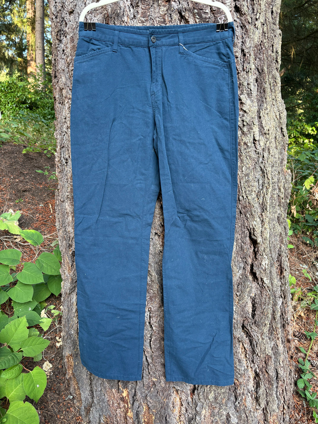 Mountain Hardwear AP™ Pant in 100% Cotton Canvas (Navy, Men's 33/32)