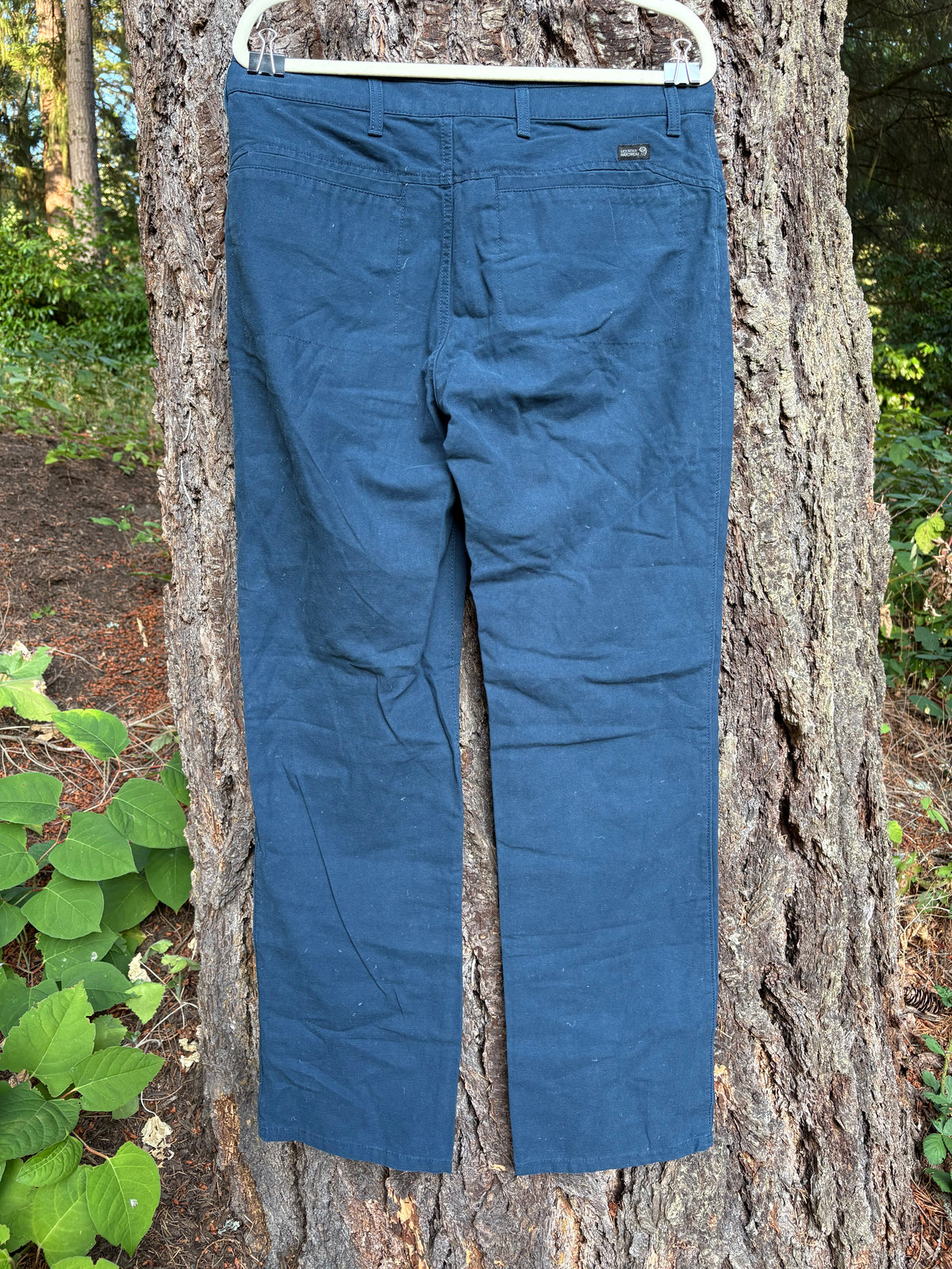 Mountain Hardwear AP™ Pant in 100% Cotton Canvas (Navy, Men's 33/32)