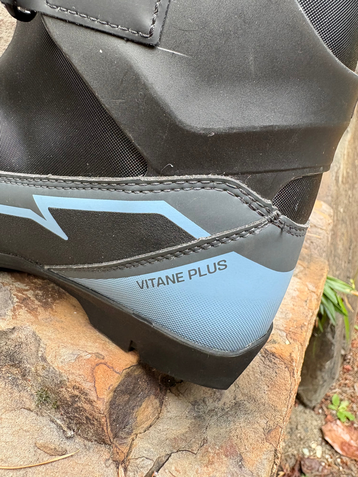 Salomon Vitane Plus Nordic Boots, Classic (Black/Blue, Women's 6.5)