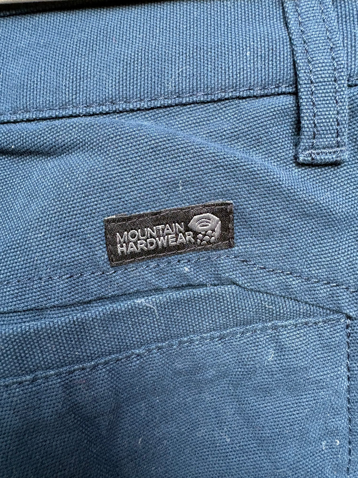 Mountain Hardwear AP™ Pant in 100% Cotton Canvas (Navy, Men's 33/32)
