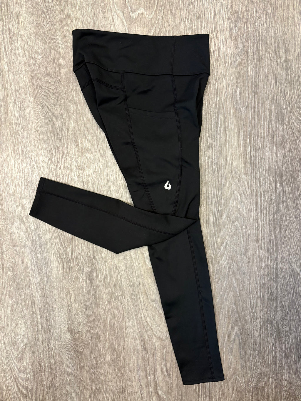 000010 - Gnara - Leggings - Black - S - Image 1 circular-filename:17_08_2026_5c1a1a1a-b410-458f-8693-e1825d063164_captured_image