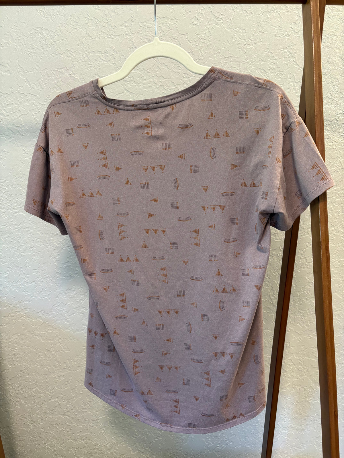 000008 - REI - T-Shirts - Mauve - S - Image 2 circular-filename:17_08_2026_df5e6771-332c-4d1c-aef9-93538639f59b_captured_image