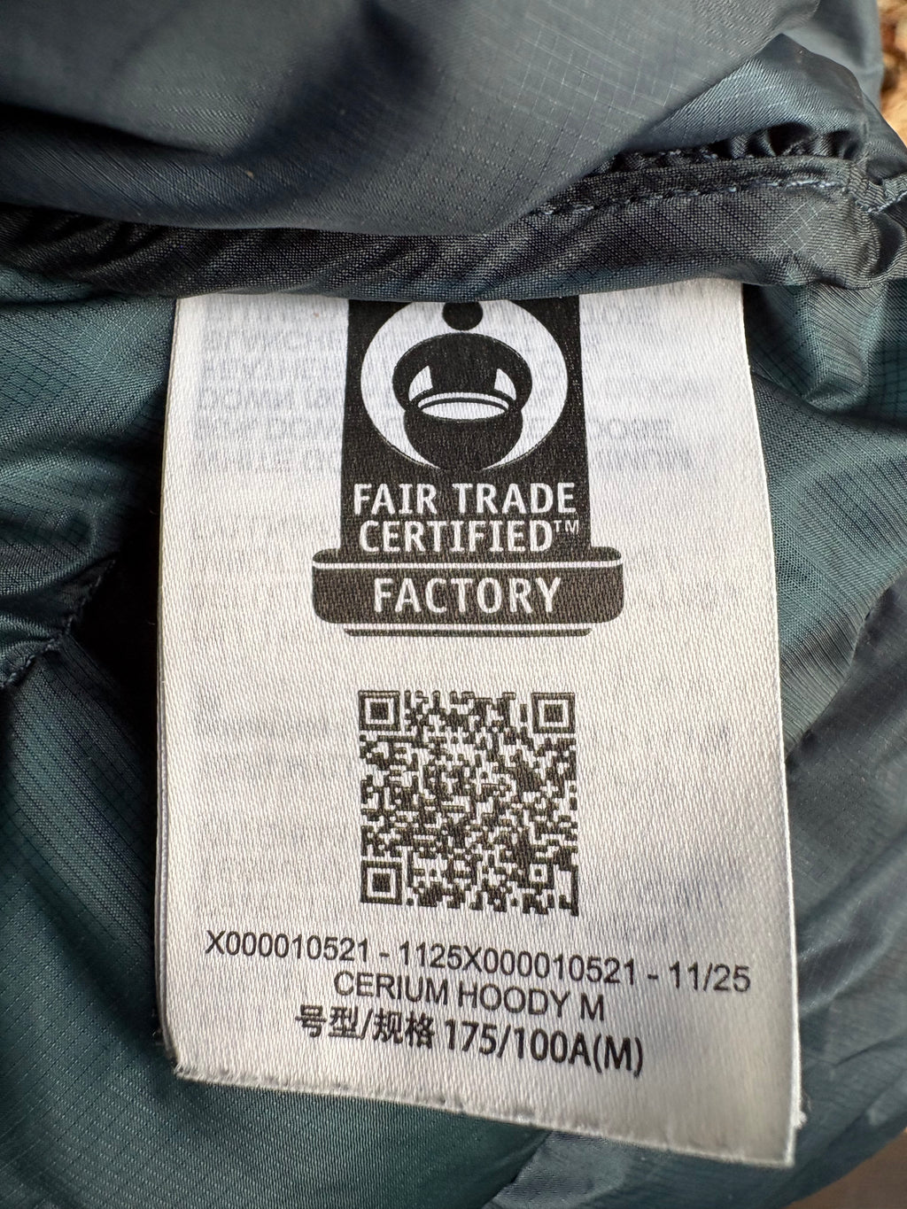 000025 - Arc'teryx - Activewear Vests & Jackets - Dark blue - M - Image 6 circular-filename:26_08_2026_47b25d15-e939-4892-a04b-500a02c4f0b2_captured_image